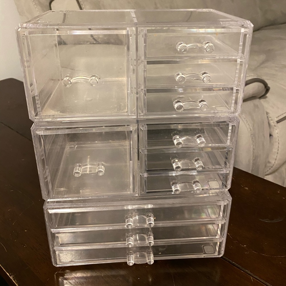 SOLD Stackable clear plastic makeup containers
